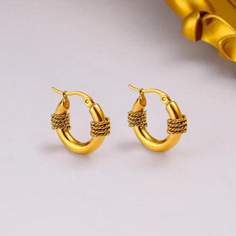 Elira Hoops